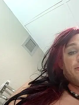 Snapshot of MaddyC6992 chatting on 20, 6, 2026 MaddyC6992 online show from 20, 6, 2026