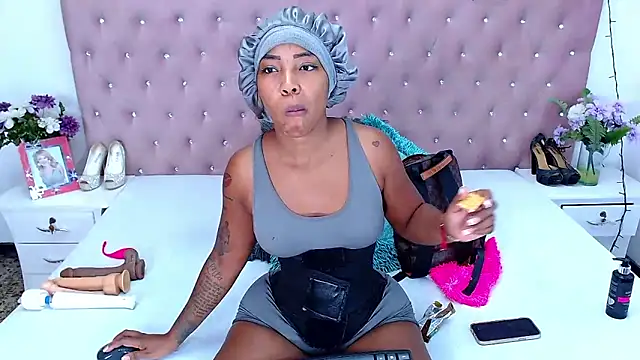 Snapshot of CharlotteWilliams chatting on 7, 12, 2024 CharlotteWilliams online show from 7, 12, 2024