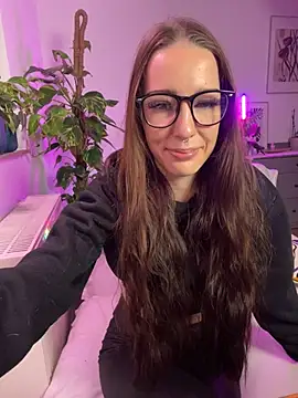 Snapshot of Trixie-Tainted chatting on 4, 1, 2025 Trixie-Tainted online show from 4, 1, 2025