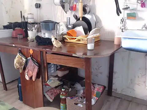 mimimi28 online show from 30, 12, 2024