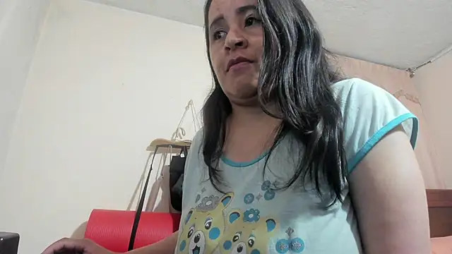 latinfemale online show from 29, 12, 2024