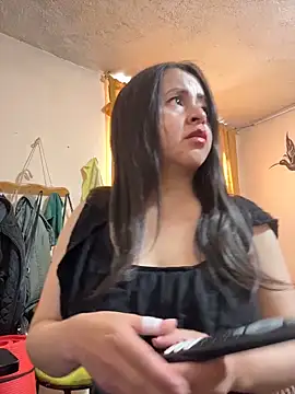 Snapshot of latinfemale chatting on 19, 5, 2026 latinfemale online show from 19, 5, 2026