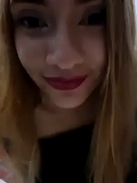 Snapshot of Estrella_21 chatting on 1, 1, 2025 Estrella 21 online show from 1, 1, 2025