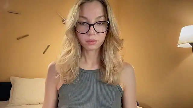 Cutensadistic online show from 3, 12, 2024