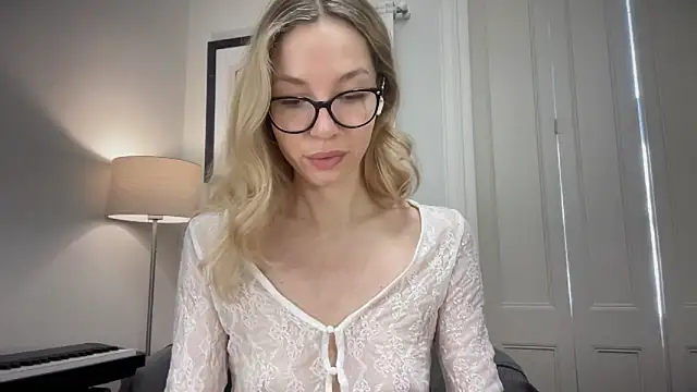 Cutensadistic online show from 18, 12, 2024