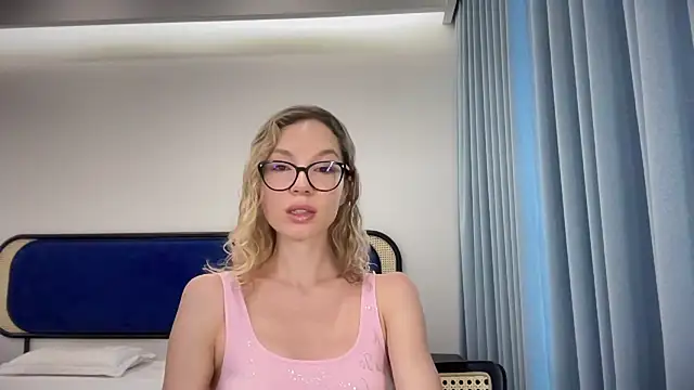 Cutensadistic online show from 12, 2, 2025