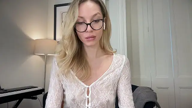 Cutensadistic online show from 14, 3, 2025