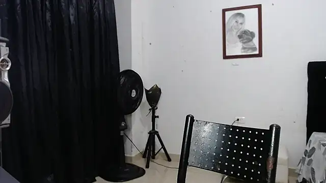 Snapshot of venuz_mendoza20 chatting on 25, 10, 2025 venuz mendoza20 online show from 25, 10, 2025