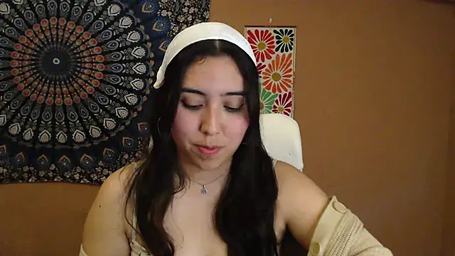 Snapshot of IntimateTales chatting on 20, 2, 2025 IntimateTales online show from 20, 2, 2025