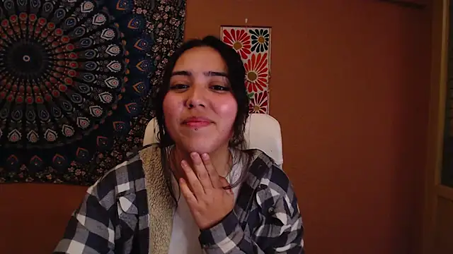 Snapshot of IntimateTales chatting on 26, 2, 2025 IntimateTales online show from 26, 2, 2025