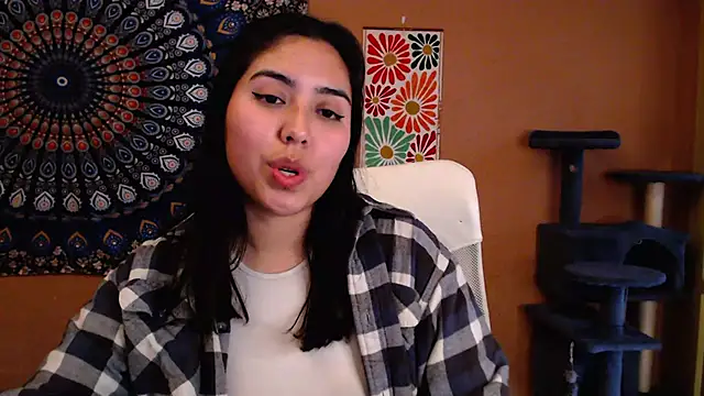 Snapshot of IntimateTales chatting on 18, 3, 2025 IntimateTales online show from 18, 3, 2025