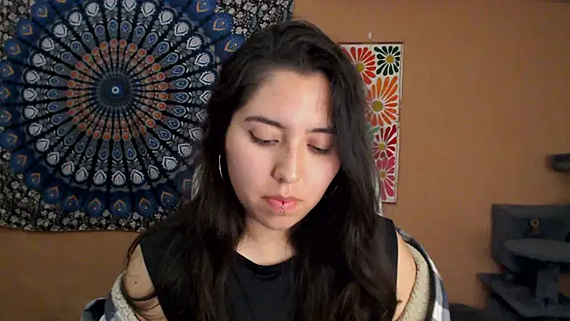 Snapshot of IntimateTales chatting on 7, 11, 2025 IntimateTales online show from 7, 11, 2025