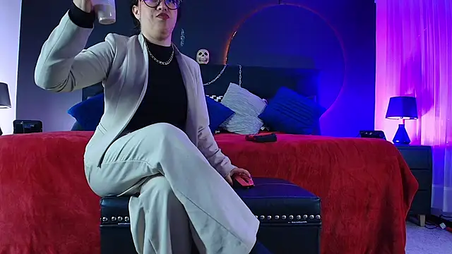  Jade 16 online show from 11, 5, 2026