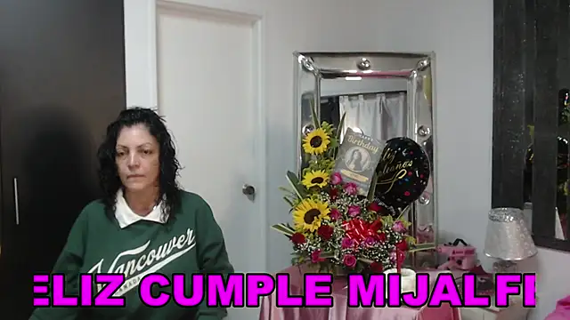 Snapshot of mijal_queen chatting on 7, 3, 2025 mijal queen online show from 7, 3, 2025
