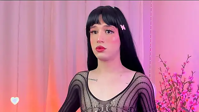 Snapshot of rosseblondee chatting on 2, 10, 2025 rosseblondee online show from 2, 10, 2025