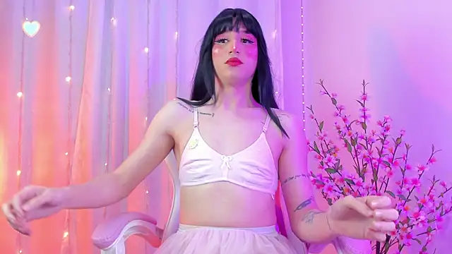 Snapshot of rosseblondee chatting on 22, 12, 2025 rosseblondee online show from 22, 12, 2025