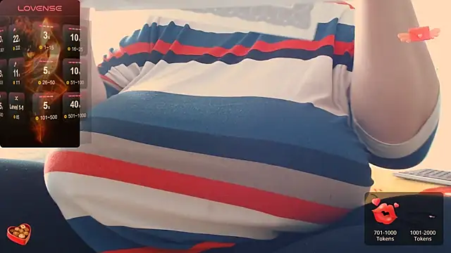 Snapshot of SenzualHotM chatting on 27, 2, 2025 SenzualHotM online show from 27, 2, 2025