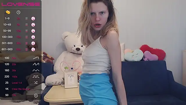 Snapshot of night_is_dark chatting on 5, 3, 2025 night is dark online show from 5, 3, 2025