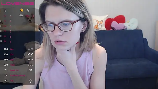 Snapshot of night_is_dark chatting on 11, 3, 2025 night is dark online show from 11, 3, 2025