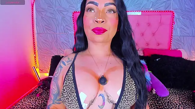 Snapshot of macasweet chatting on 8, 9, 2025 macasweet online show from 8, 9, 2025