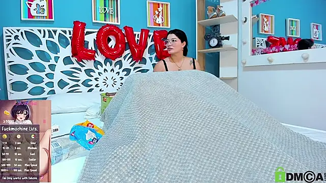 Snapshot of valerie_lya chatting on 7, 3, 2025 valerie lya online show from 7, 3, 2025