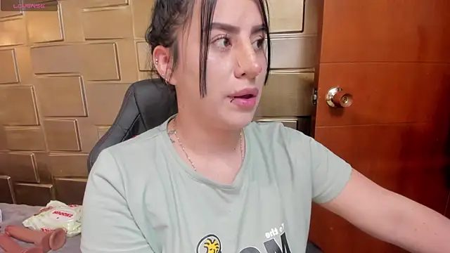 Snapshot of Nara_belen chatting on 23, 4, 2026 Nara belen online show from 23, 4, 2026