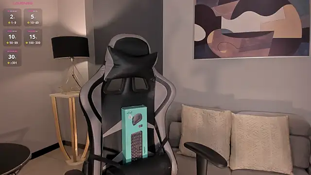 Snapshot of EllaClark chatting on 13, 10, 2025 EllaClark online show from 13, 10, 2025