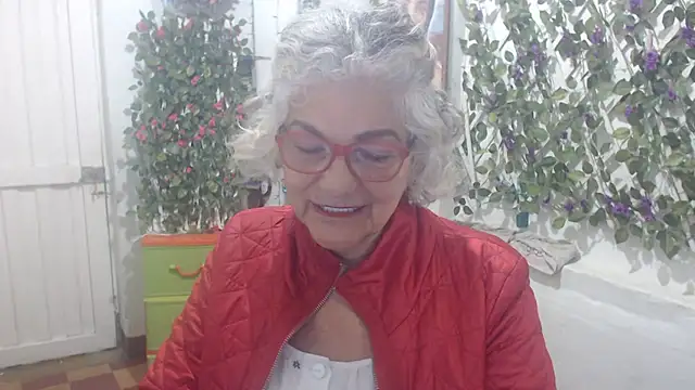 FunnyGrandma online show from 6, 11, 2025