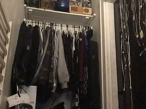 Jcharlesnew69xh online show from 15, 10, 2025