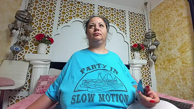 Snapshot of AleshaArabian chatting on 16, 9, 2025 AleshaArabian online show from 16, 9, 2025