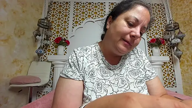 Snapshot of AleshaArabian chatting on 19, 9, 2025 AleshaArabian online show from 19, 9, 2025