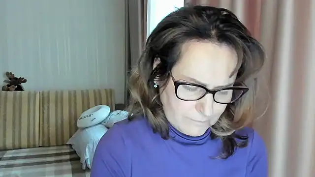 Snapshot of lauraoven chatting on 22, 2, 2025 lauraoven online show from 22, 2, 2025