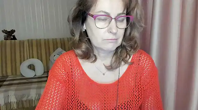 Snapshot of lauraoven chatting on 19, 3, 2025 lauraoven online show from 19, 3, 2025