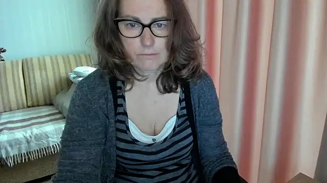 lauraoven online show from 12, 5, 2026