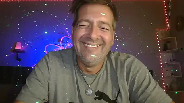 Snapshot of matrikes1 chatting on 5, 10, 2025 matrikes1 online show from 5, 10, 2025