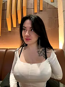 Snapshot of Wet__Bunny chatting on 10, 9, 2025 Wet  Bunny online show from 10, 9, 2025