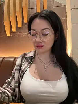 Snapshot of Wet__Bunny chatting on 20, 9, 2025 Wet  Bunny online show from 20, 9, 2025