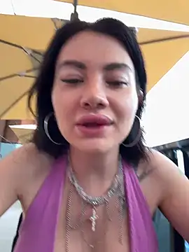 Wet  Bunny online show from 25, 6, 2026