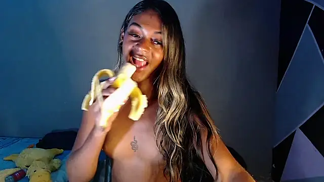 Snapshot of camil_sexx1 chatting on 11, 12, 2024 camil sexx1 online show from 11, 12, 2024