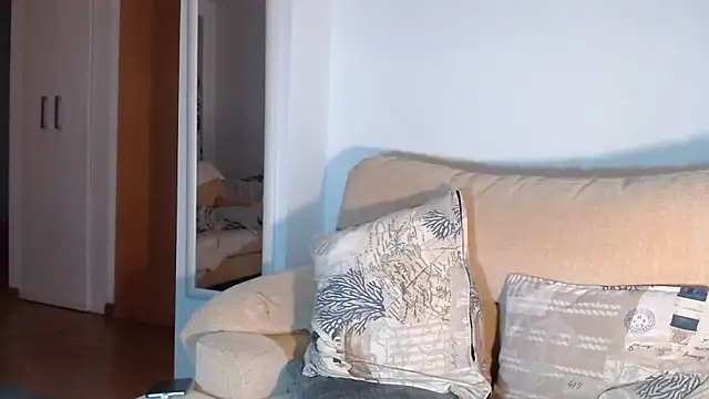 Snapshot of camil_sexx1 chatting on 29, 9, 2025 camil sexx1 online show from 29, 9, 2025