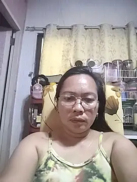 Snapshot of asianwet4u chatting on 3, 3, 2025 asianwet4u online show from 3, 3, 2025