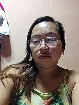 Snapshot of asianwet4u chatting on 8, 3, 2025 asianwet4u online show from 8, 3, 2025