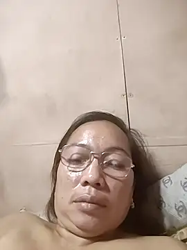 Snapshot of asianwet4u chatting on 9, 3, 2025 asianwet4u online show from 9, 3, 2025