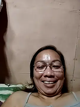 Snapshot of asianwet4u chatting on 9, 3, 2025 asianwet4u online show from 9, 3, 2025