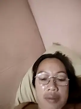 Snapshot of asianwet4u chatting on 19, 3, 2025 asianwet4u online show from 19, 3, 2025