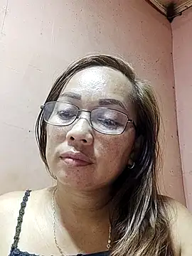 Snapshot of asianwet4u chatting on 21, 9, 2025 asianwet4u online show from 21, 9, 2025