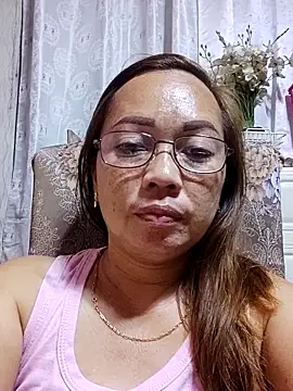 Snapshot of asianwet4u chatting on 5, 10, 2025 asianwet4u online show from 5, 10, 2025