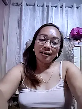 Snapshot of asianwet4u chatting on 8, 10, 2025 asianwet4u online show from 8, 10, 2025