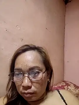 Snapshot of asianwet4u chatting on 28, 10, 2025 asianwet4u online show from 28, 10, 2025