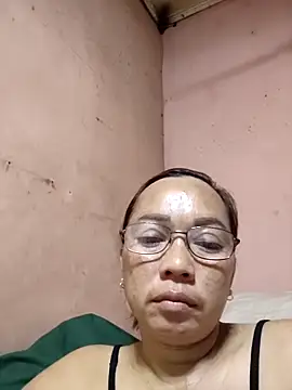 Snapshot of asianwet4u chatting on 9, 11, 2025 asianwet4u online show from 9, 11, 2025